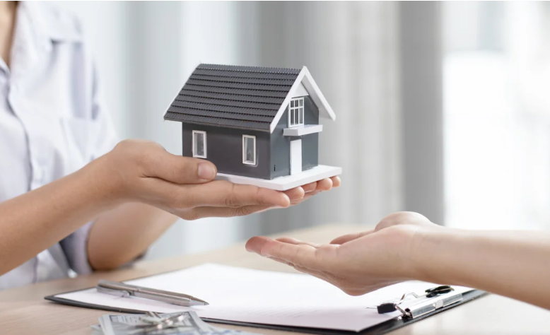 How Home Insurance Helps You Recover After Property Damage